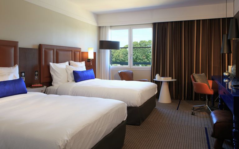 Внутреннее убранство отеля Renaissance Paris Hippodrome de St.Cloud Hotel Внутреннее убранство отеля Renaissance Paris Hippodrome de St.Cloud Hotel
