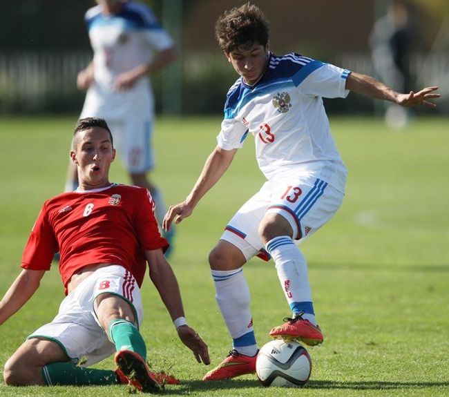 Аршак Корян (справа) Аршак Корян (справа)