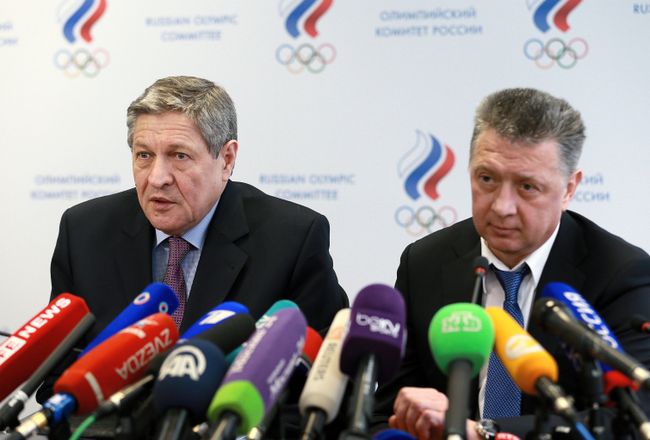 Геннадий Алешин и Дмитрий Шляхтин (справа) Геннадий Алешин и Дмитрий Шляхтин (справа)