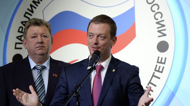 Эндрю Парсонс (справа) и Владимир Кашин
