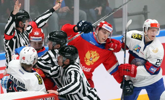 Игровой момент матча Россия - Норвегия Игровой момент матча Россия - Норвегия