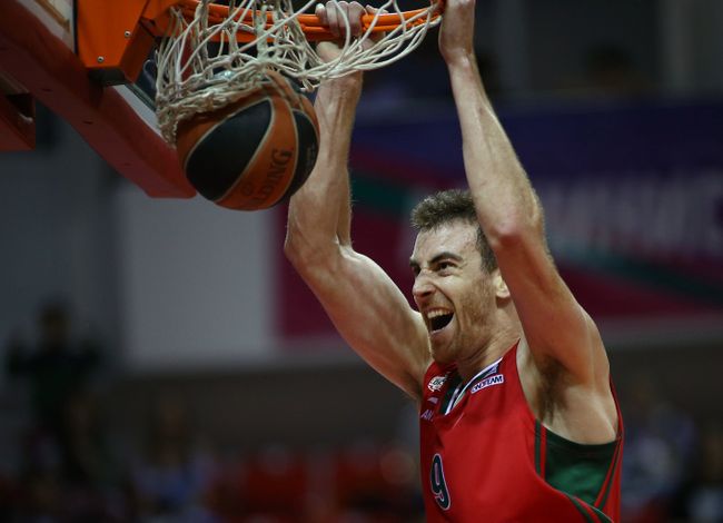 Форвард БК Локомотив-Кубань Виктор Клавер Форвард БК Локомотив-Кубань Виктор Клавер