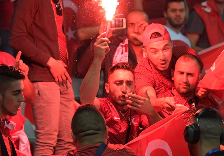 Болельщики сборной Турции Болельщики сборной Турции