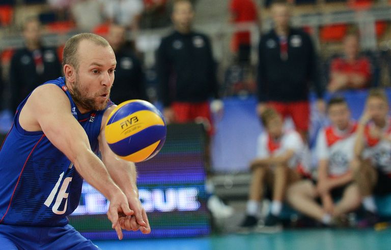 Либеро сборной России Алексей Вербов