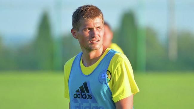 Нападающий ФК Кубань Владимир Обухов Нападающий ФК Кубань Владимир Обухов