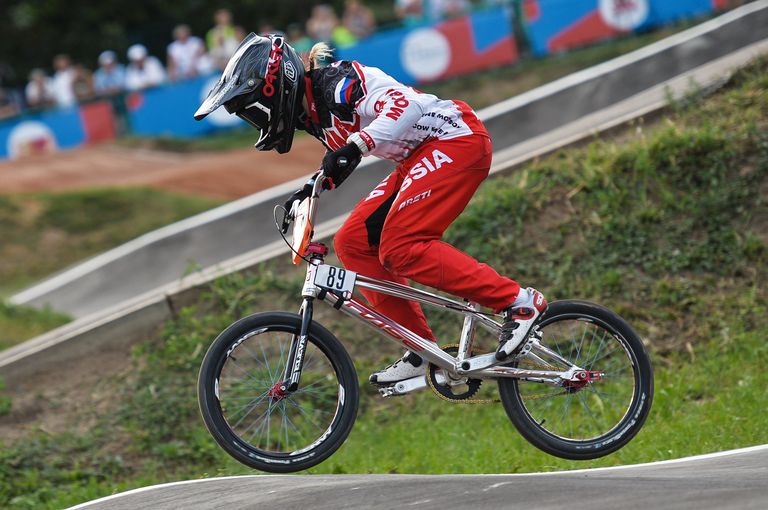 Ярослава Бондаренко на чемпионате России по велоспорту BMX в Москве