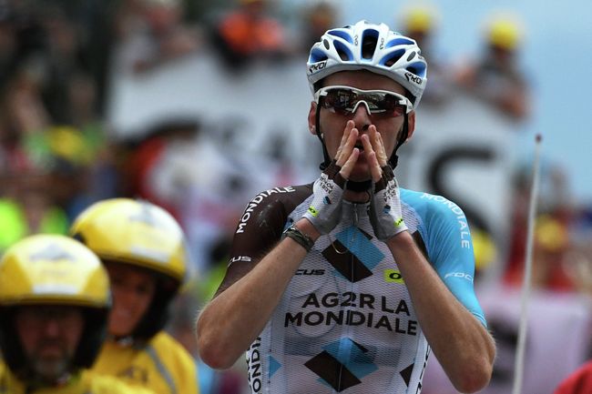Французский велогонщик Ромен Барде из AG2R La Mondiale