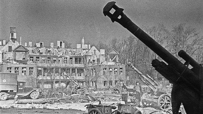 Великая Отечественная война 1941-1945 гг. Разрушенные дома Кенигсберга в 1945 году.